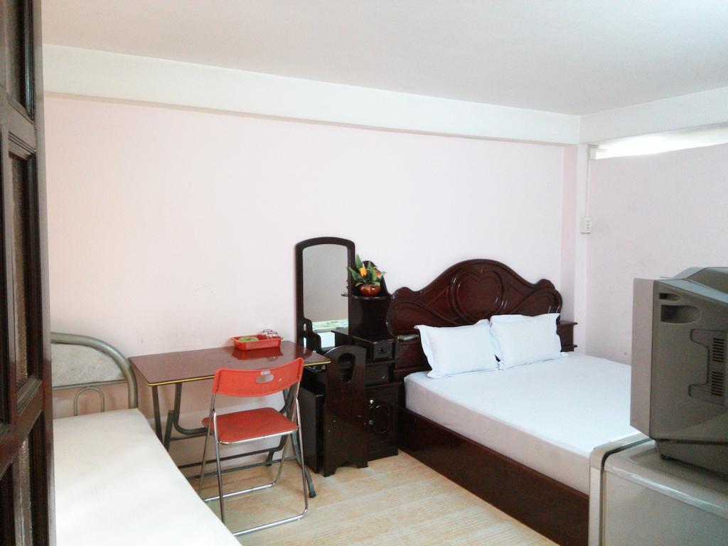 Ngoc Han Hotel Ho Si Minh-város Szoba fotó